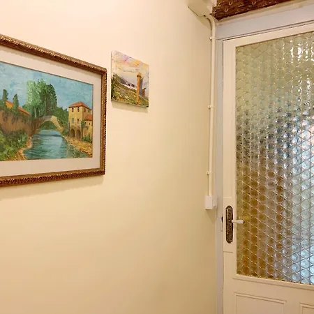 Charming Flat In Historic Centre By Santa Maria アパート *