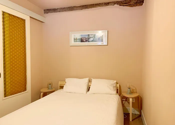 Charming Flat In Historic Centre By Santa Maria Bermeo