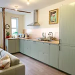 Charming Flat In Historic Centre By Santa Maria *