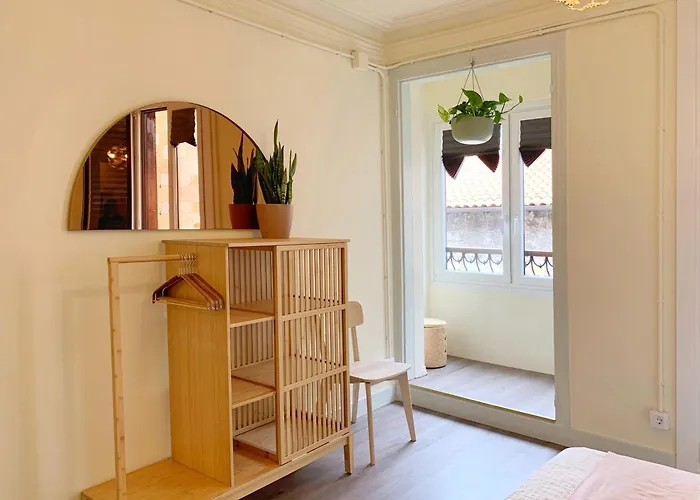 Апартаменты Charming Flat In Historic Centre By Santa Maria